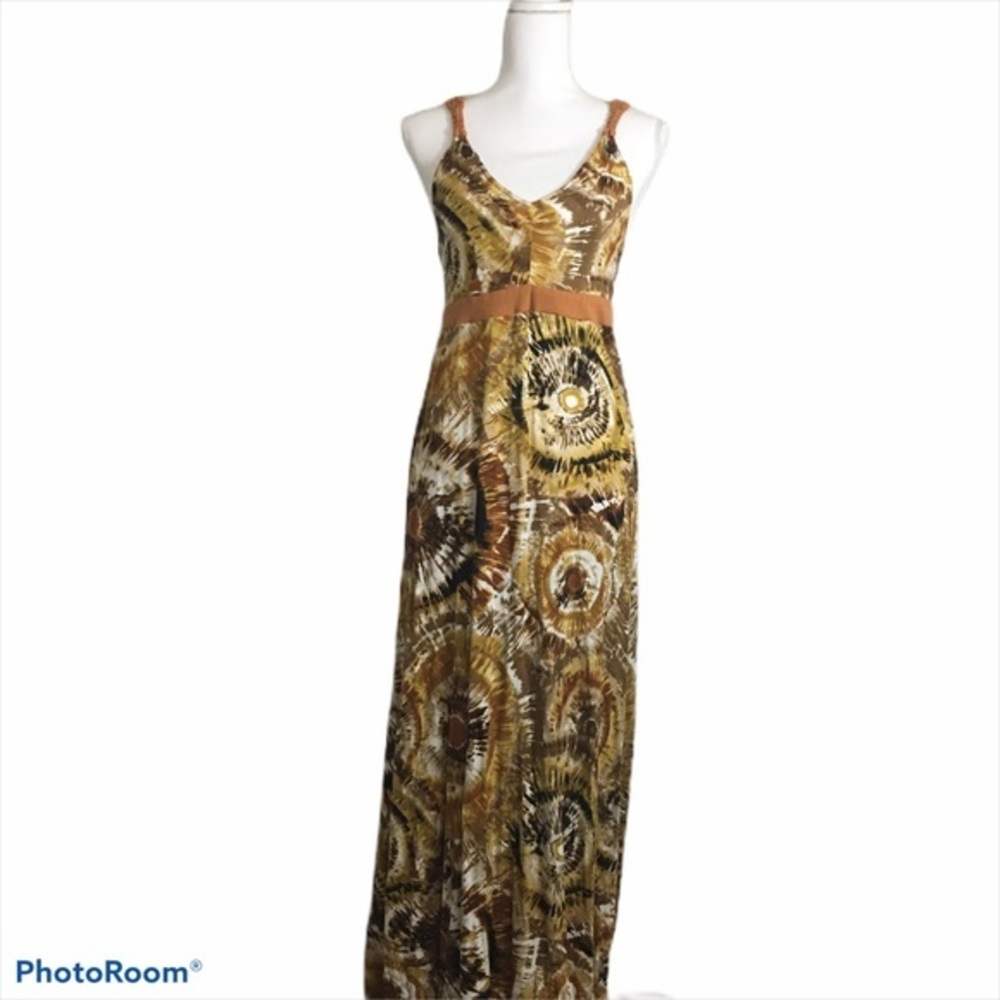 Buba Moda sleeveless Aztec print maxi dress. Med